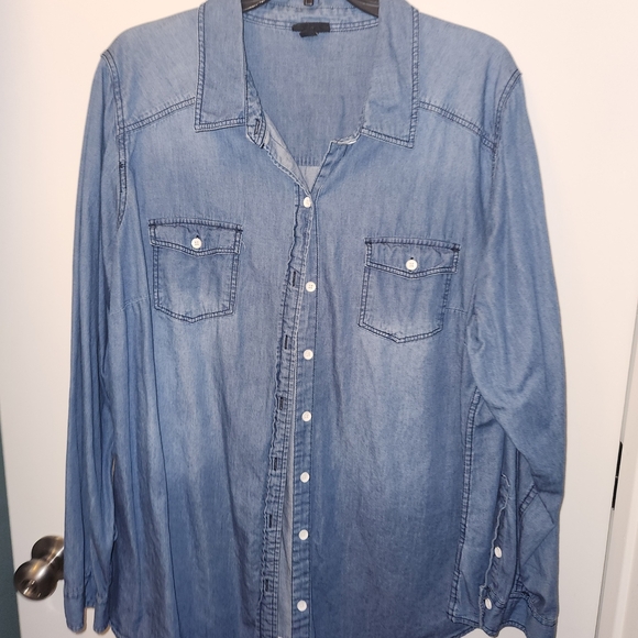 Torrid Classic Blue Denim Top - Picture 1 of 6